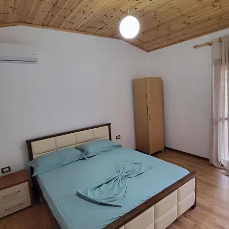 Villa Zija Hasani Bashkia e Orikumit